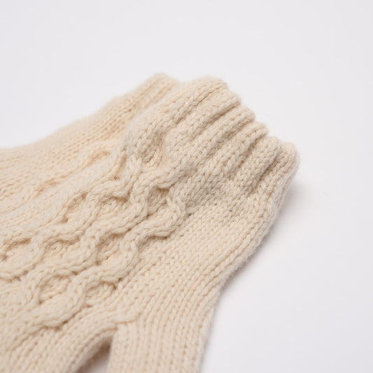 Women's Cream Cable Gloves