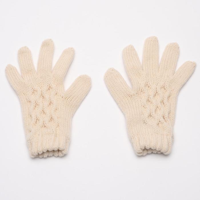 Women's Cream Cable Gloves