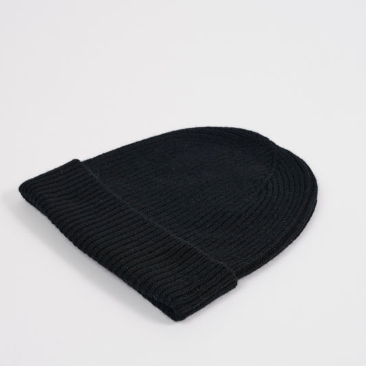 Black Cashmere Ribbed Beanie